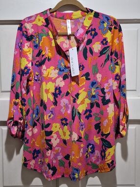 Dear Scarlett Bright Pink Multicolor Floral Blouse – Size Large NWT